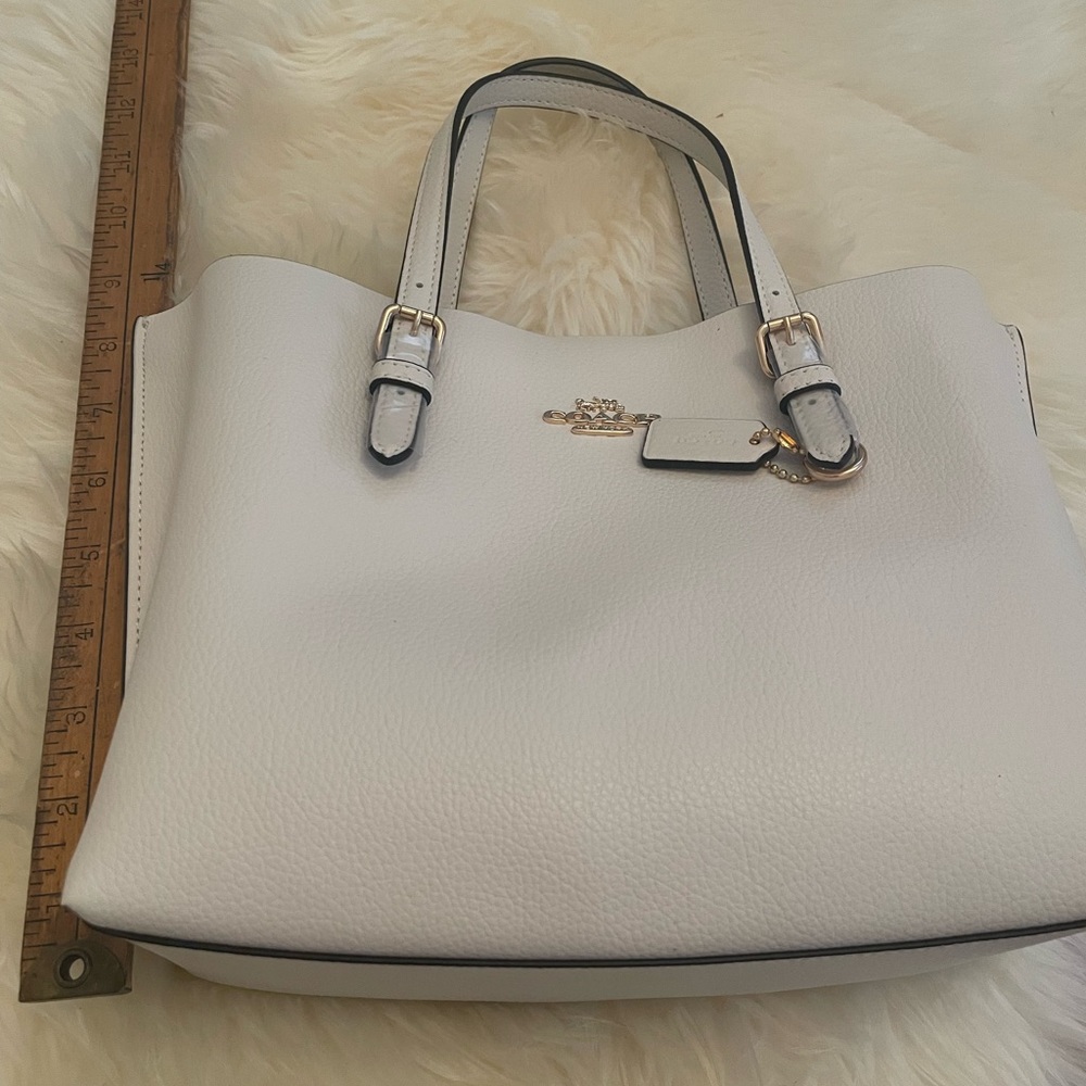 crème coach mini purse - Picture 2 of 4
